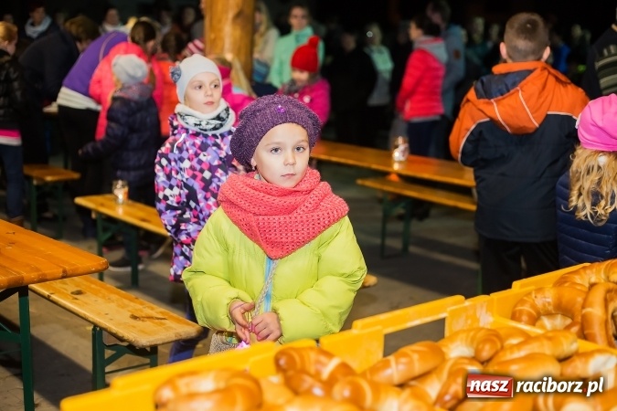 Zdjęcie w galerii na portalu naszraciborz.pl: Święty Marcin na koniu w Owsiszczach wiadomości z regionu