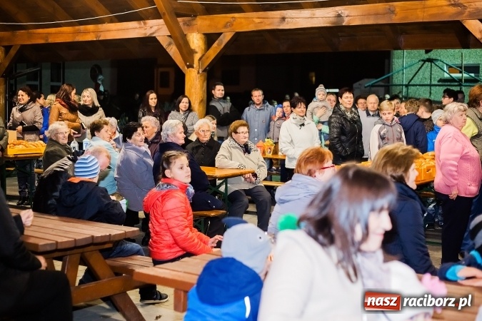 Zdjęcie w galerii na portalu naszraciborz.pl: Święty Marcin na koniu w Owsiszczach wiadomości z regionu