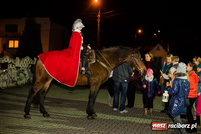 Zdjęcie w galerii na portalu naszraciborz.pl: Święty Marcin na koniu w Owsiszczach wiadomości z regionu