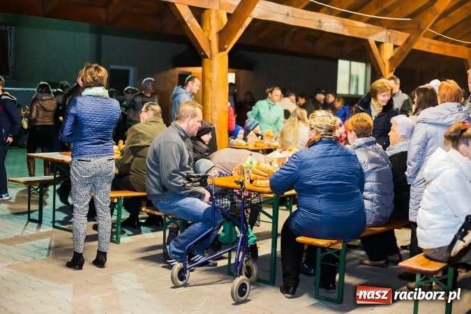 Zdjęcie w galerii na portalu naszraciborz.pl: Święty Marcin na koniu w Owsiszczach wiadomości z regionu