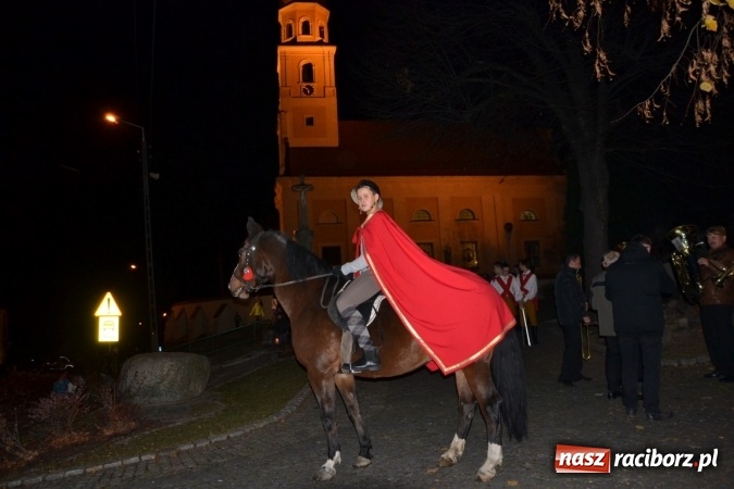 Zdjęcie w galerii na portalu naszraciborz.pl: Święty Marcin i pyszne rogale w Tworkowie wiadomości z regionu