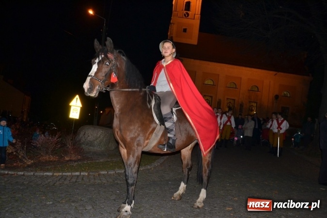 Zdjęcie w galerii na portalu naszraciborz.pl: Święty Marcin i pyszne rogale w Tworkowie wiadomości z regionu