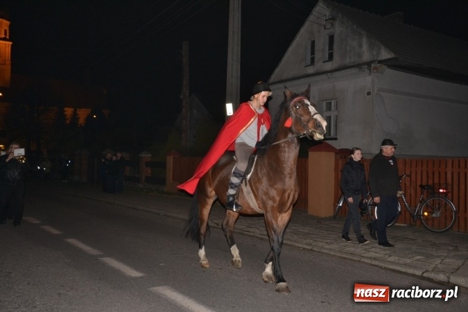 Zdjęcie w galerii na portalu naszraciborz.pl: Święty Marcin i pyszne rogale w Tworkowie wiadomości z regionu