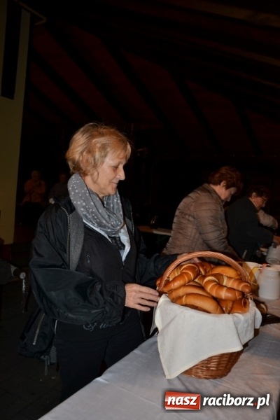 Zdjęcie w galerii na portalu naszraciborz.pl: Święty Marcin i pyszne rogale w Tworkowie wiadomości z regionu