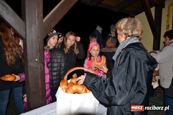 Zdjęcie w galerii na portalu naszraciborz.pl: Święty Marcin i pyszne rogale w Tworkowie wiadomości z regionu