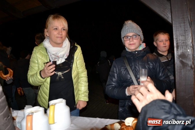 Zdjęcie w galerii na portalu naszraciborz.pl: Święty Marcin i pyszne rogale w Tworkowie wiadomości z regionu