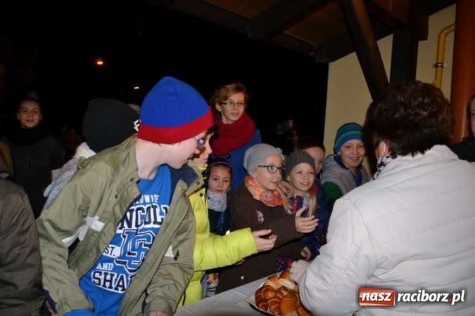 Zdjęcie w galerii na portalu naszraciborz.pl: Święty Marcin i pyszne rogale w Tworkowie wiadomości z regionu