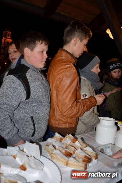 Zdjęcie w galerii na portalu naszraciborz.pl: Święty Marcin i pyszne rogale w Tworkowie wiadomości z regionu
