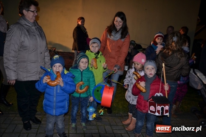 Zdjęcie w galerii na portalu naszraciborz.pl: Święty Marcin i pyszne rogale w Tworkowie wiadomości z regionu