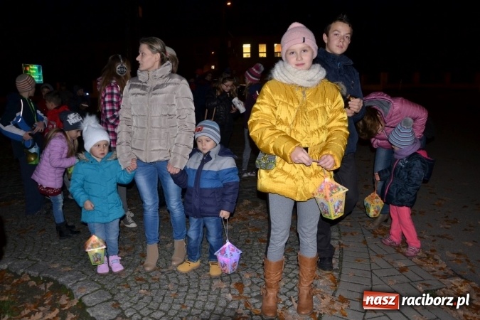 Zdjęcie w galerii na portalu naszraciborz.pl: W Krzyżanowicach ze świętym Marcinem i lampionami wiadomości z regionu