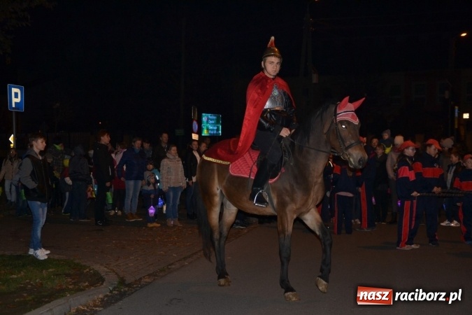Zdjęcie w galerii na portalu naszraciborz.pl: W Krzyżanowicach ze świętym Marcinem i lampionami wiadomości z regionu