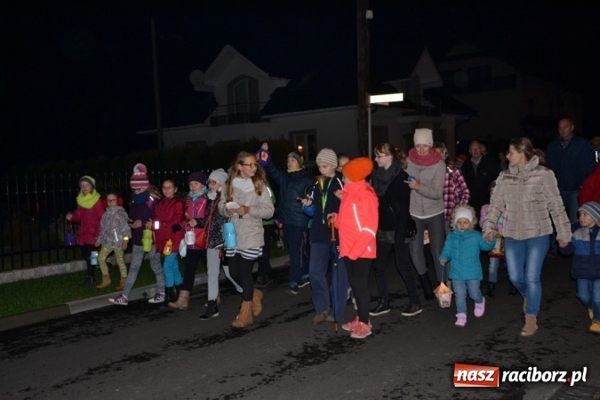 Zdjęcie w galerii na portalu naszraciborz.pl: W Krzyżanowicach ze świętym Marcinem i lampionami wiadomości z regionu