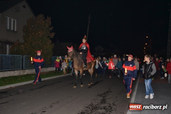 Zdjęcie w galerii na portalu naszraciborz.pl: W Krzyżanowicach ze świętym Marcinem i lampionami wiadomości z regionu
