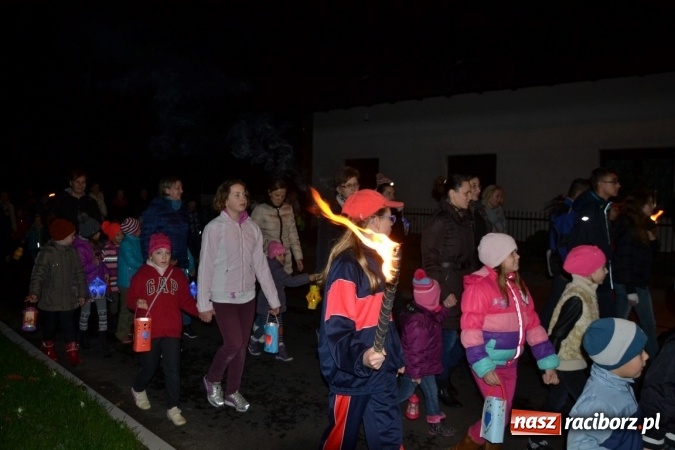 Zdjęcie w galerii na portalu naszraciborz.pl: W Krzyżanowicach ze świętym Marcinem i lampionami wiadomości z regionu