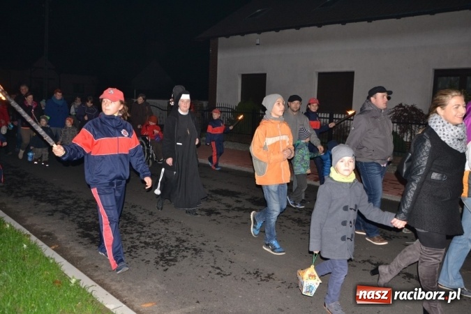 Zdjęcie w galerii na portalu naszraciborz.pl: W Krzyżanowicach ze świętym Marcinem i lampionami wiadomości z regionu