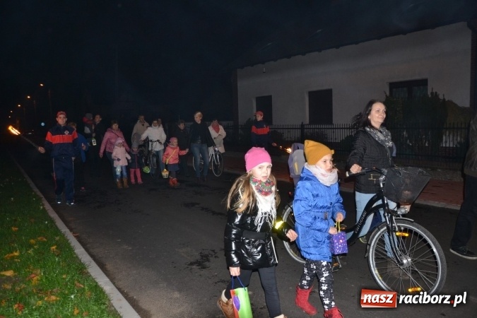 Zdjęcie w galerii na portalu naszraciborz.pl: W Krzyżanowicach ze świętym Marcinem i lampionami wiadomości z regionu
