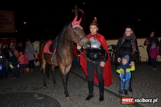 Zdjęcie w galerii na portalu naszraciborz.pl: W Krzyżanowicach ze świętym Marcinem i lampionami wiadomości z regionu