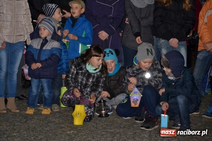 Zdjęcie w galerii na portalu naszraciborz.pl: W Krzyżanowicach ze świętym Marcinem i lampionami wiadomości z regionu