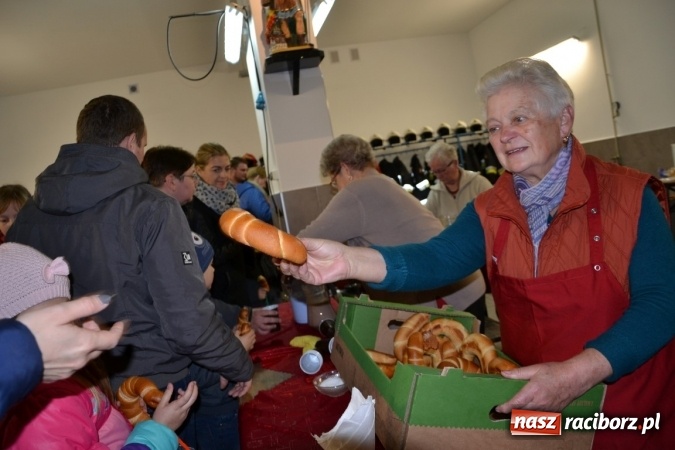Zdjęcie w galerii na portalu naszraciborz.pl: W Krzyżanowicach ze świętym Marcinem i lampionami wiadomości z regionu