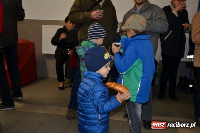 Zdjęcie w galerii na portalu naszraciborz.pl: W Krzyżanowicach ze świętym Marcinem i lampionami wiadomości z regionu