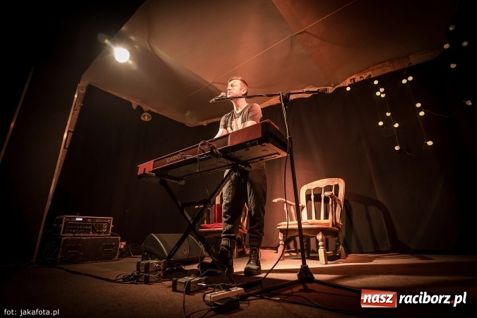 Zdjęcie w galerii na portalu naszraciborz.pl: Czesław śpiewa, czyli Mozil na Końcu Świata wiadomości z regionu