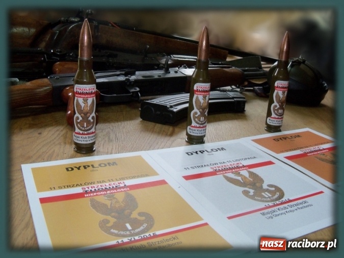 Zdjęcie w galerii na portalu naszraciborz.pl: Jedenaście strzałów z okazji Święta Niepodległości wiadomości z regionu