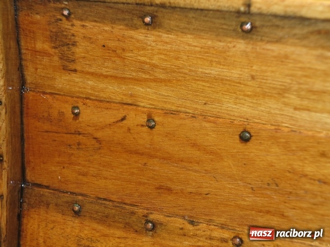 Zdjęcie w galerii na portalu naszraciborz.pl: Podpisanie porozumienia i otwarcie wystawy łodzi historycznej z 1929 roku w H2Ostróg wiadomości z regionu