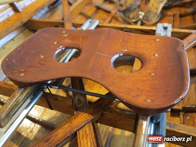 Zdjęcie w galerii na portalu naszraciborz.pl: Podpisanie porozumienia i otwarcie wystawy łodzi historycznej z 1929 roku w H2Ostróg wiadomości z regionu