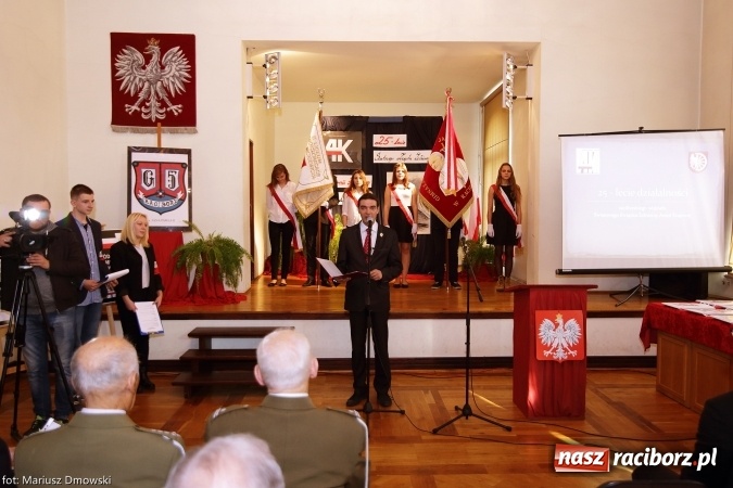 Zdjęcie w galerii na portalu naszraciborz.pl: Z szacunku dla Polski niepodległej wiadomości z regionu