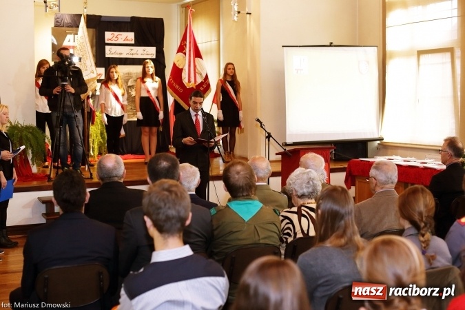 Zdjęcie w galerii na portalu naszraciborz.pl: Z szacunku dla Polski niepodległej wiadomości z regionu