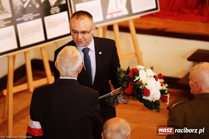 Zdjęcie w galerii na portalu naszraciborz.pl: Z szacunku dla Polski niepodległej wiadomości z regionu