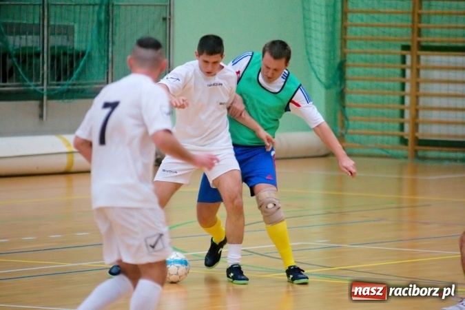 Zdjęcie w galerii na portalu naszraciborz.pl: HLPN: Pechowy piątek debiutantów I ligi wiadomości z regionu