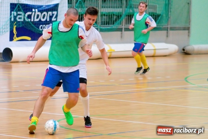 Zdjęcie w galerii na portalu naszraciborz.pl: HLPN: Pechowy piątek debiutantów I ligi wiadomości z regionu