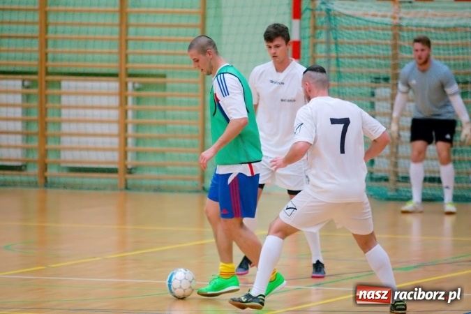 Zdjęcie w galerii na portalu naszraciborz.pl: HLPN: Pechowy piątek debiutantów I ligi wiadomości z regionu