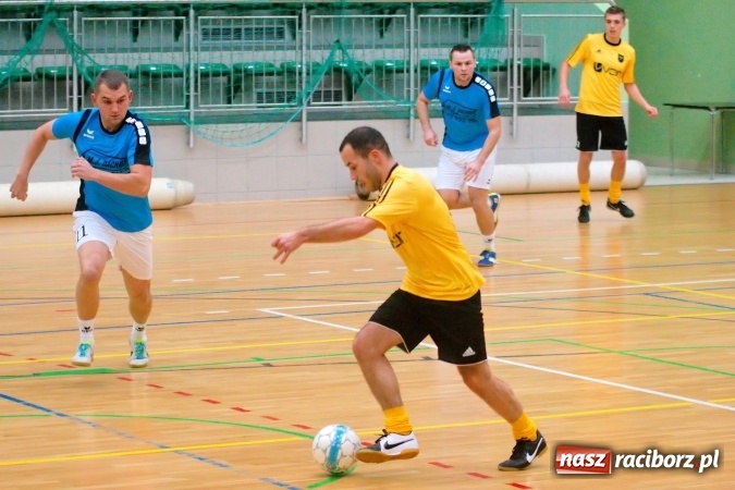 Zdjęcie w galerii na portalu naszraciborz.pl: HLPN: Pechowy piątek debiutantów I ligi wiadomości z regionu