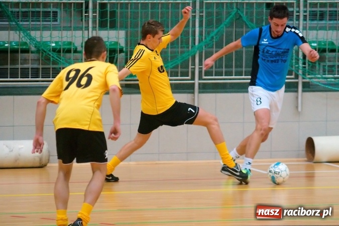 Zdjęcie w galerii na portalu naszraciborz.pl: HLPN: Pechowy piątek debiutantów I ligi wiadomości z regionu