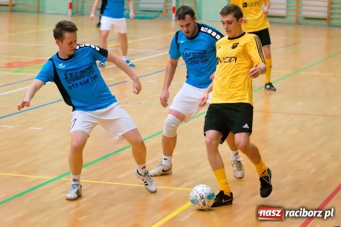 Zdjęcie w galerii na portalu naszraciborz.pl: HLPN: Pechowy piątek debiutantów I ligi wiadomości z regionu