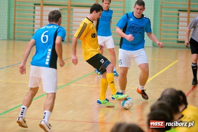 Zdjęcie w galerii na portalu naszraciborz.pl: HLPN: Pechowy piątek debiutantów I ligi wiadomości z regionu