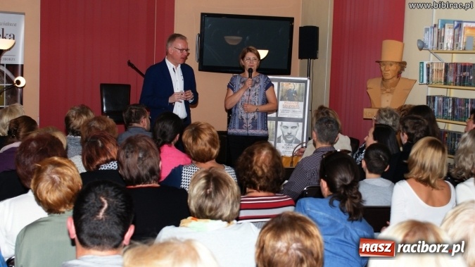 Zdjęcie w galerii na portalu naszraciborz.pl: Czeska Noc w Bibliotece, czyli zr&oacute;b sobie raj wiadomości z regionu