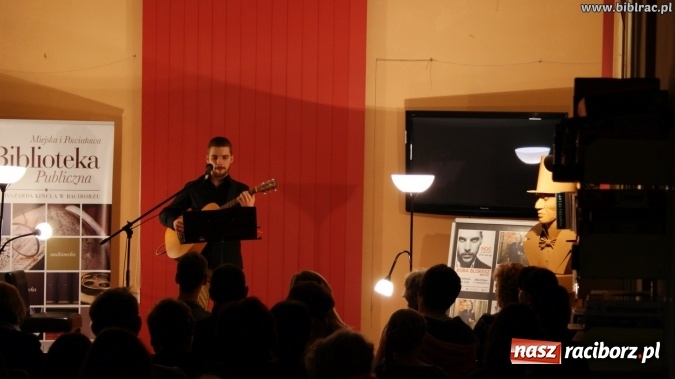 Zdjęcie w galerii na portalu naszraciborz.pl: Czeska Noc w Bibliotece, czyli zr&oacute;b sobie raj wiadomości z regionu