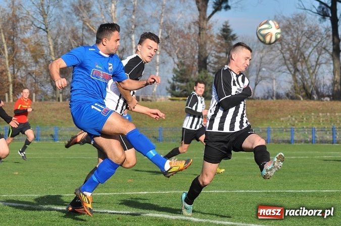 Zdjęcie w galerii na portalu naszraciborz.pl: Niespodzianka przy Srebrnej. Unia przegrała z Fortecą Świerklany wiadomości z regionu