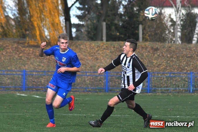 Zdjęcie w galerii na portalu naszraciborz.pl: Niespodzianka przy Srebrnej. Unia przegrała z Fortecą Świerklany wiadomości z regionu