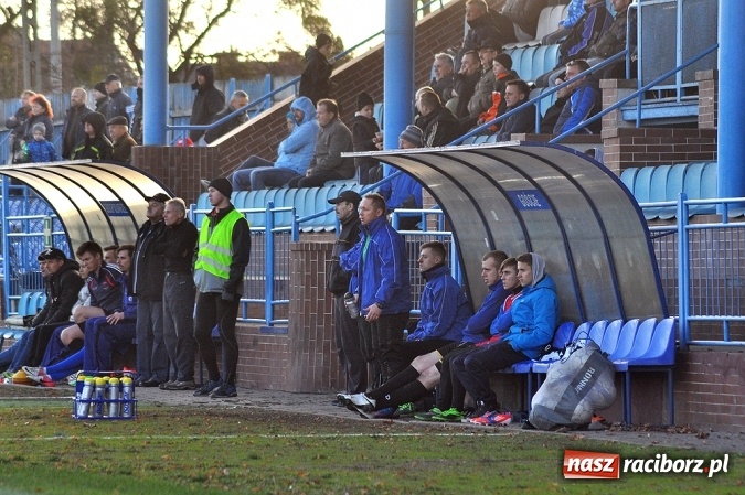 Zdjęcie w galerii na portalu naszraciborz.pl: Niespodzianka przy Srebrnej. Unia przegrała z Fortecą Świerklany wiadomości z regionu