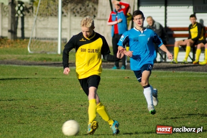 Zdjęcie w galerii na portalu naszraciborz.pl: Piłkarskie szachy w Tworkowie na remis wiadomości z regionu