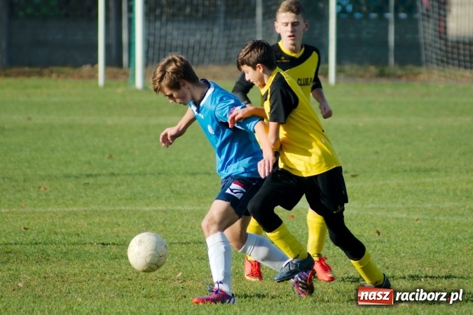 Zdjęcie w galerii na portalu naszraciborz.pl: Piłkarskie szachy w Tworkowie na remis wiadomości z regionu