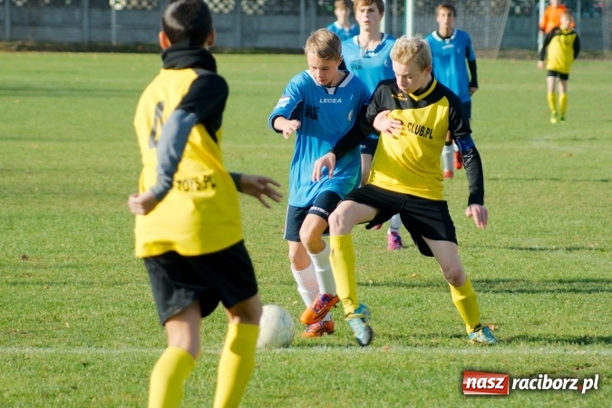 Zdjęcie w galerii na portalu naszraciborz.pl: Piłkarskie szachy w Tworkowie na remis wiadomości z regionu
