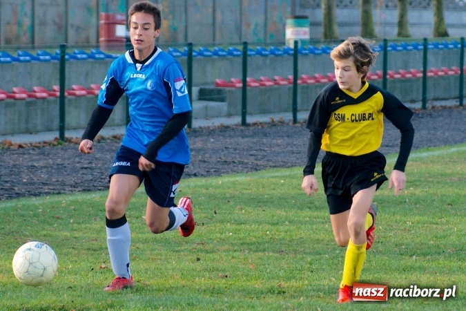 Zdjęcie w galerii na portalu naszraciborz.pl: Piłkarskie szachy w Tworkowie na remis wiadomości z regionu