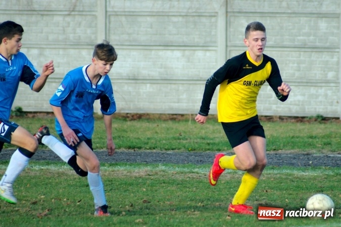 Zdjęcie w galerii na portalu naszraciborz.pl: Piłkarskie szachy w Tworkowie na remis wiadomości z regionu