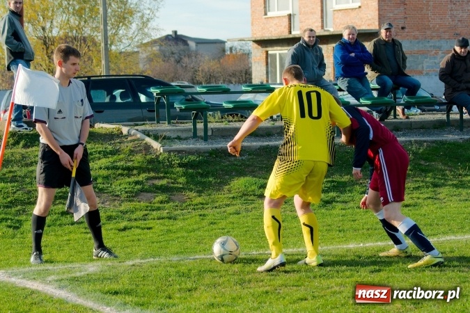 Zdjęcie w galerii na portalu naszraciborz.pl: Zwycięstwo rodziło się w bólach. Pomeczowe pretensje trenera Ocic wiadomości z regionu