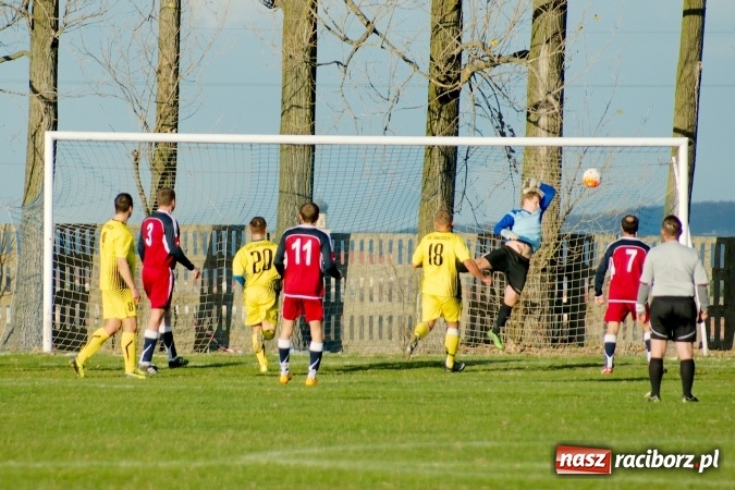 Zdjęcie w galerii na portalu naszraciborz.pl: Zwycięstwo rodziło się w bólach. Pomeczowe pretensje trenera Ocic wiadomości z regionu
